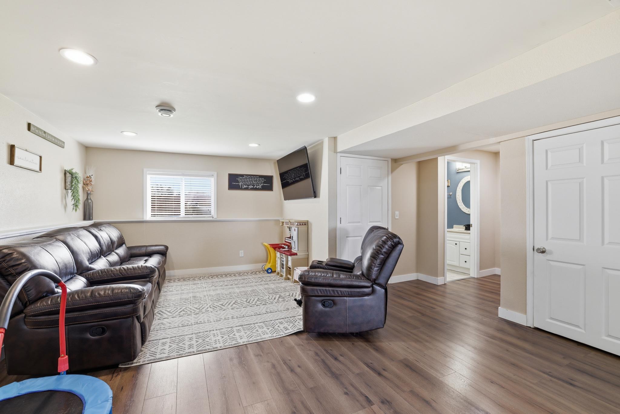 Spacious lower level family room