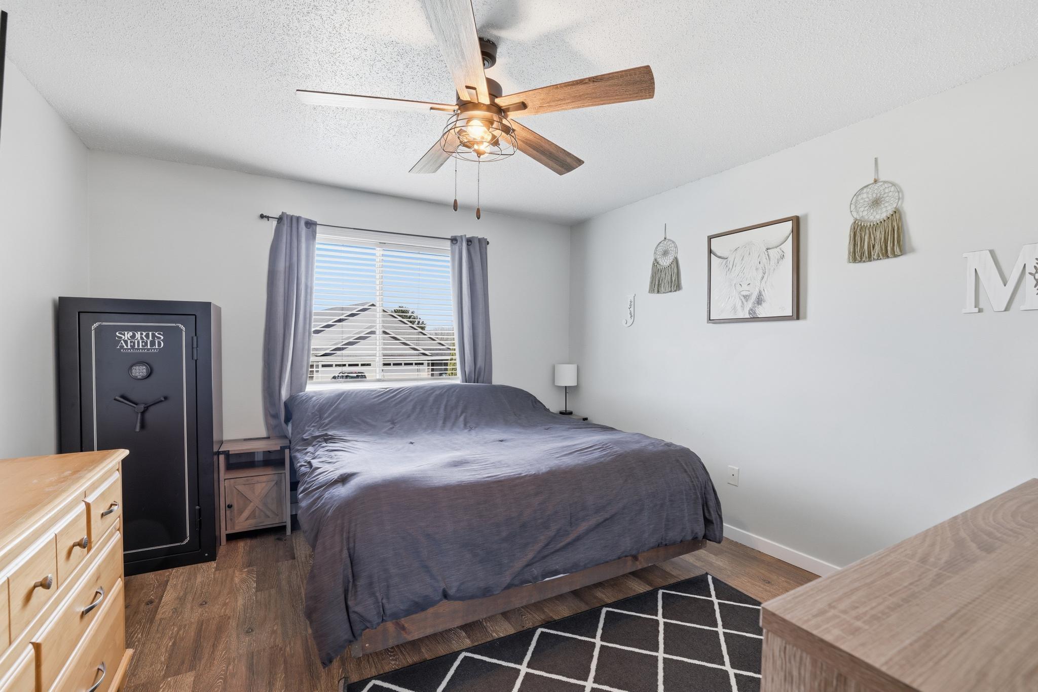 Main floor primary bedroom
