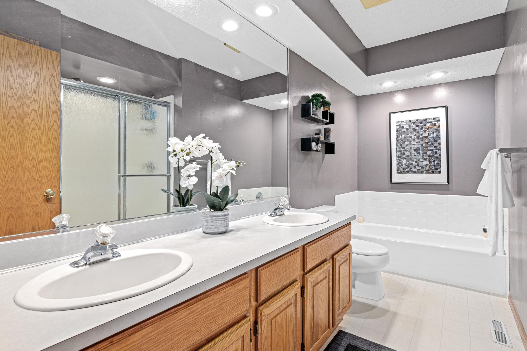 13145 Gemstone Ct-19.jpg
