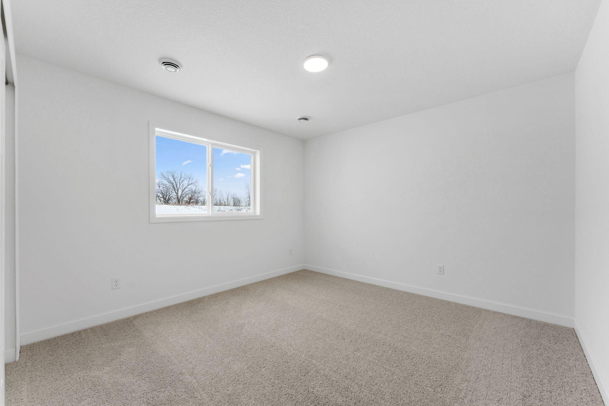 (Photo of a similar home, actual finishes may vary)