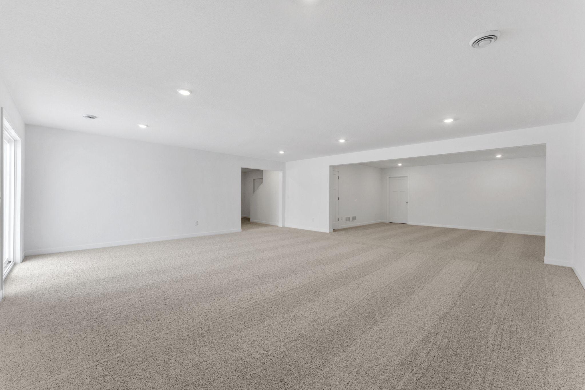 (Photo of a similar home, actual finishes may vary)