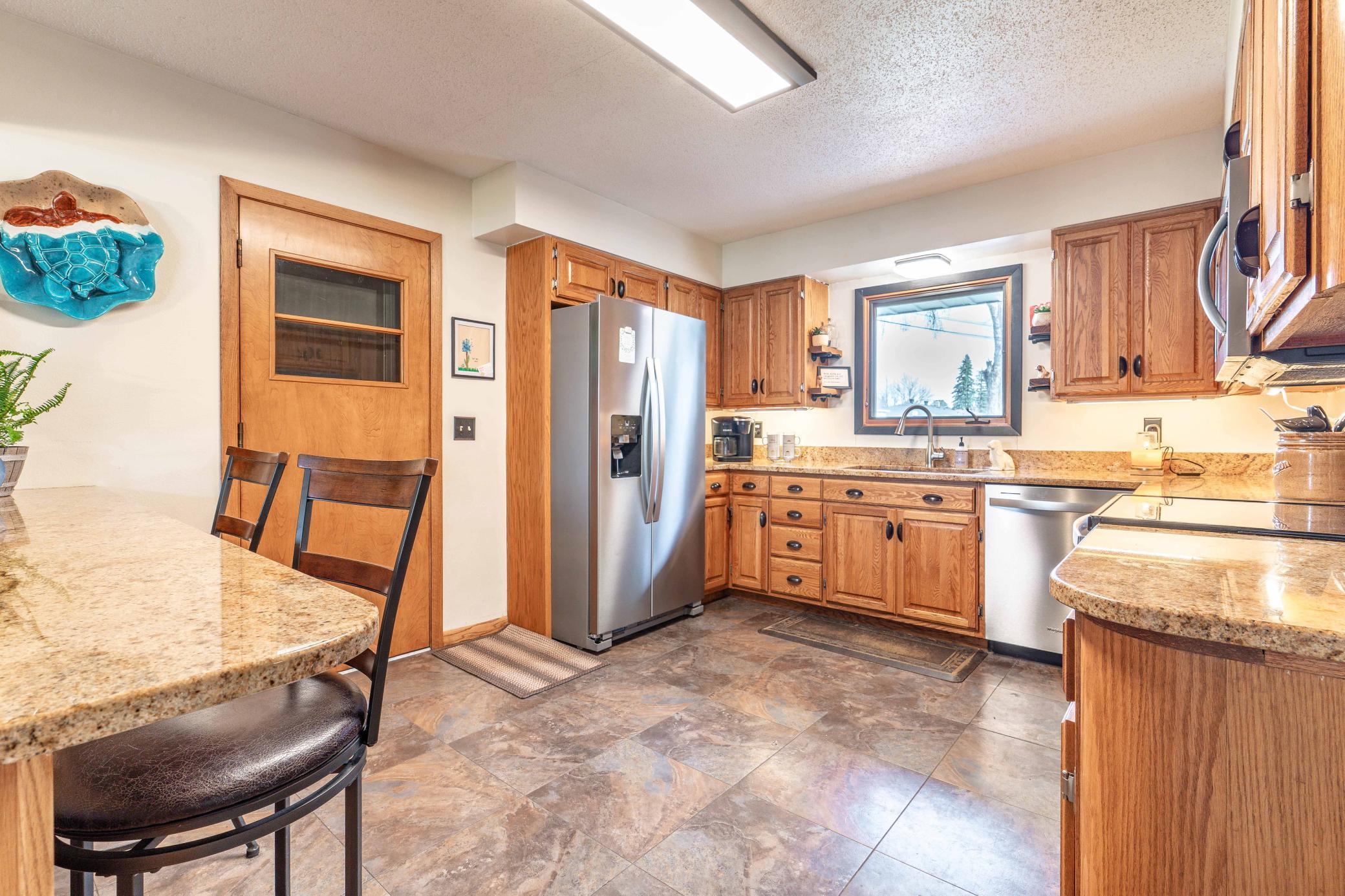 Kitchen - Newer Stainless Appliances