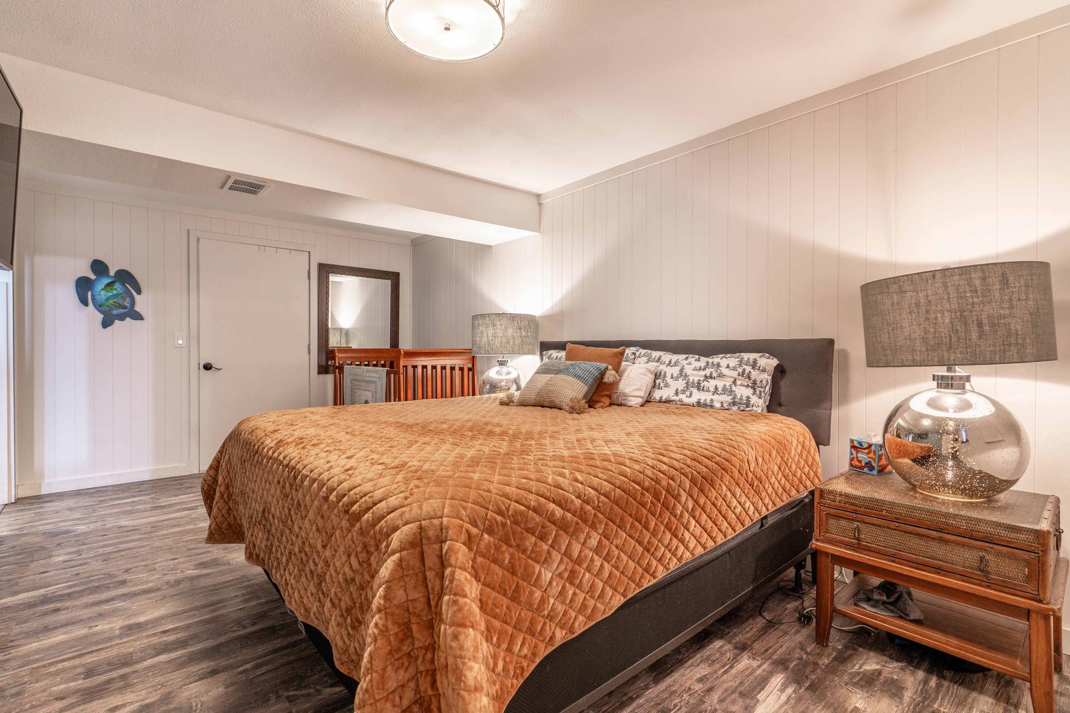 Primary Bedroom - LL