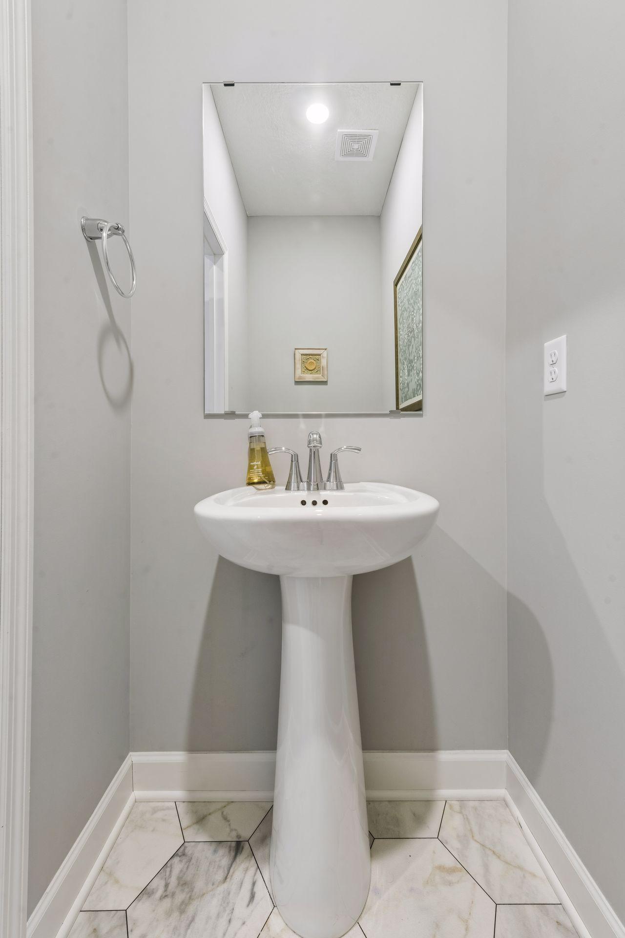 461 Murray Hill Way - Spacecrafting - 0017.jpg