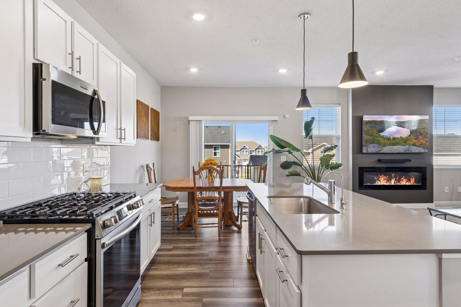 461 Murray Hill Way - Spacecrafting - 0012.jpg