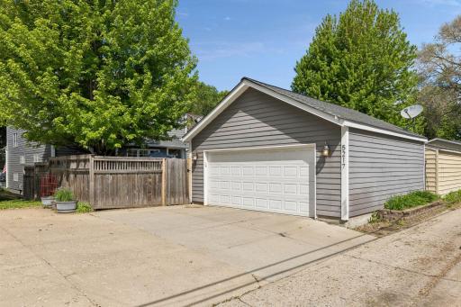 5217 Chowen Avenue S, Minneapolis, MN 55410