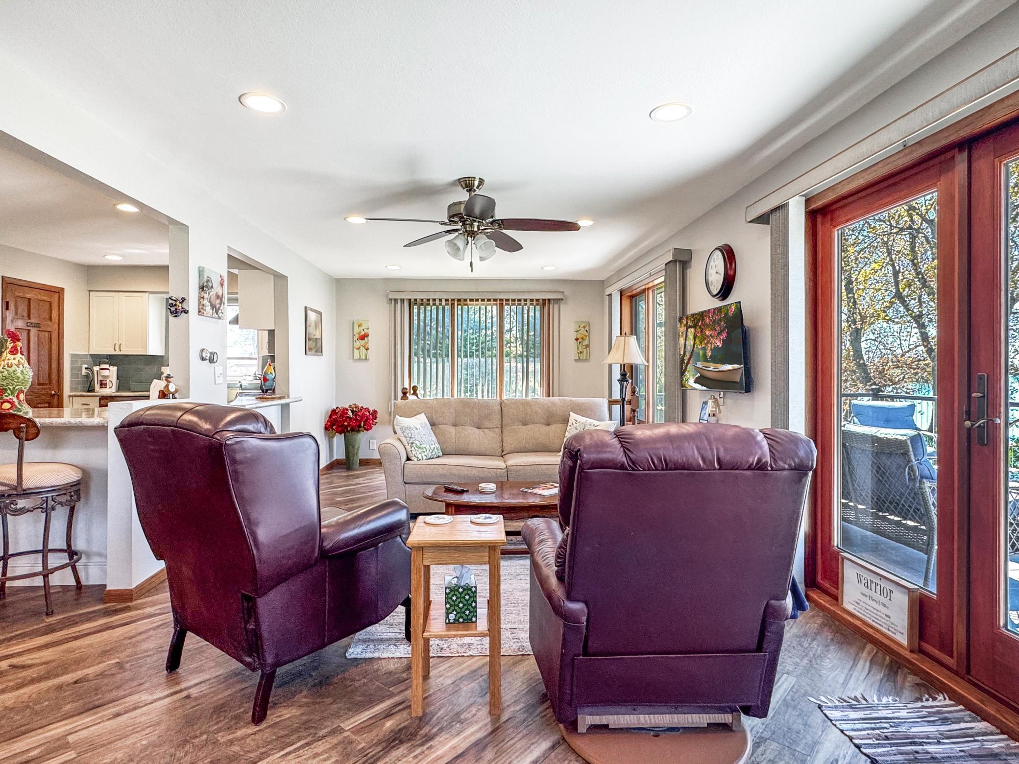 Living Room with panoramic views to the Lake