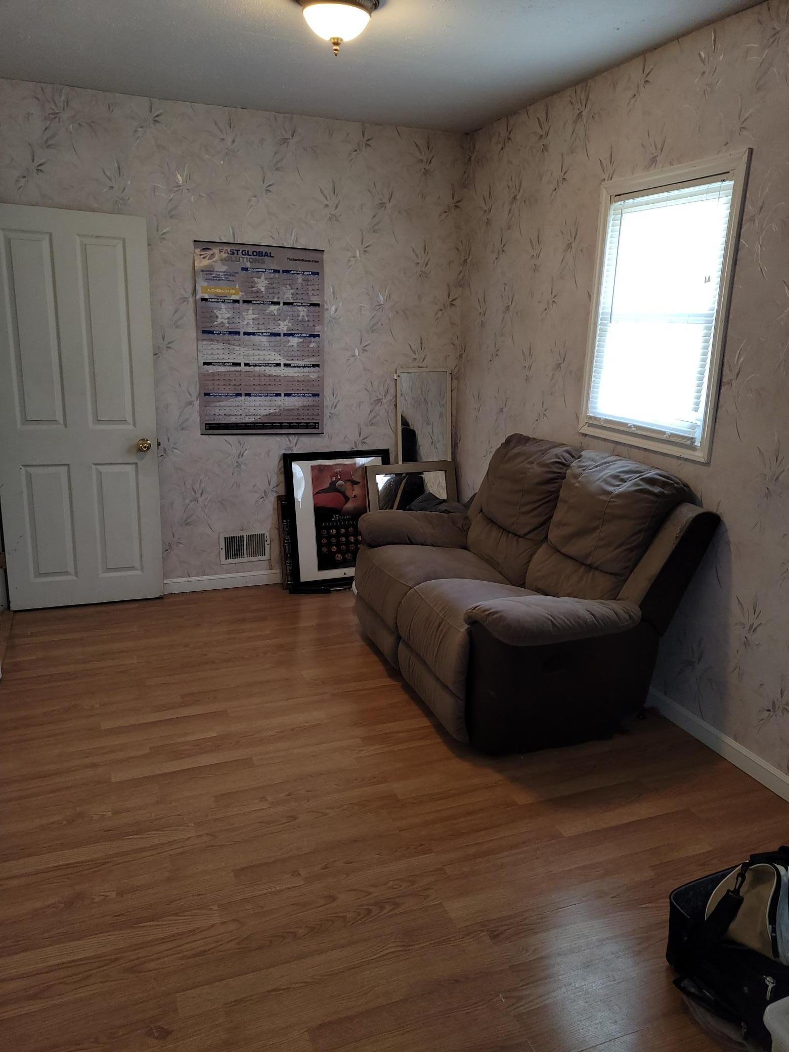 Main Bedroom (3).jpg