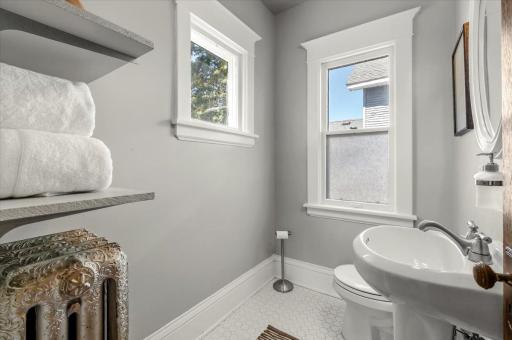 3821 Bloomington Avenue, Minneapolis, MN 55407