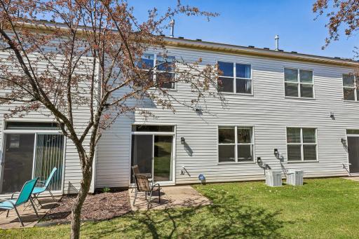 40-web-or-mls-Javari Ct-S2104-040.jpg