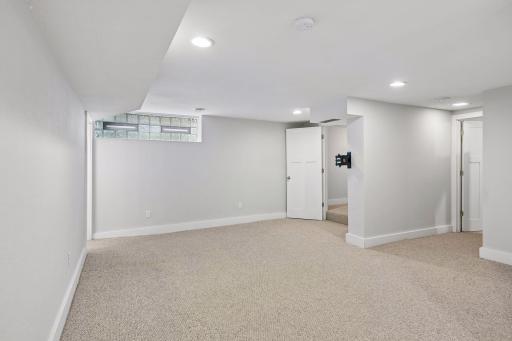 3043 South 31st Avenue - Spacecrafting - 0043.jpg