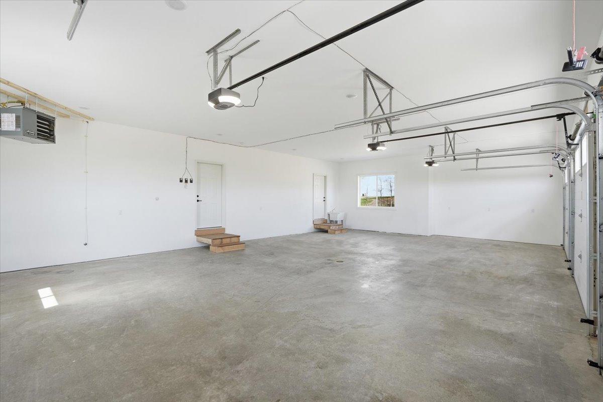 Garage.jpg