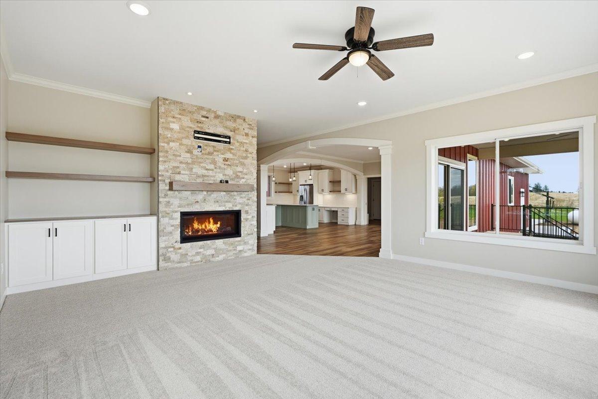 Living Room.jpg