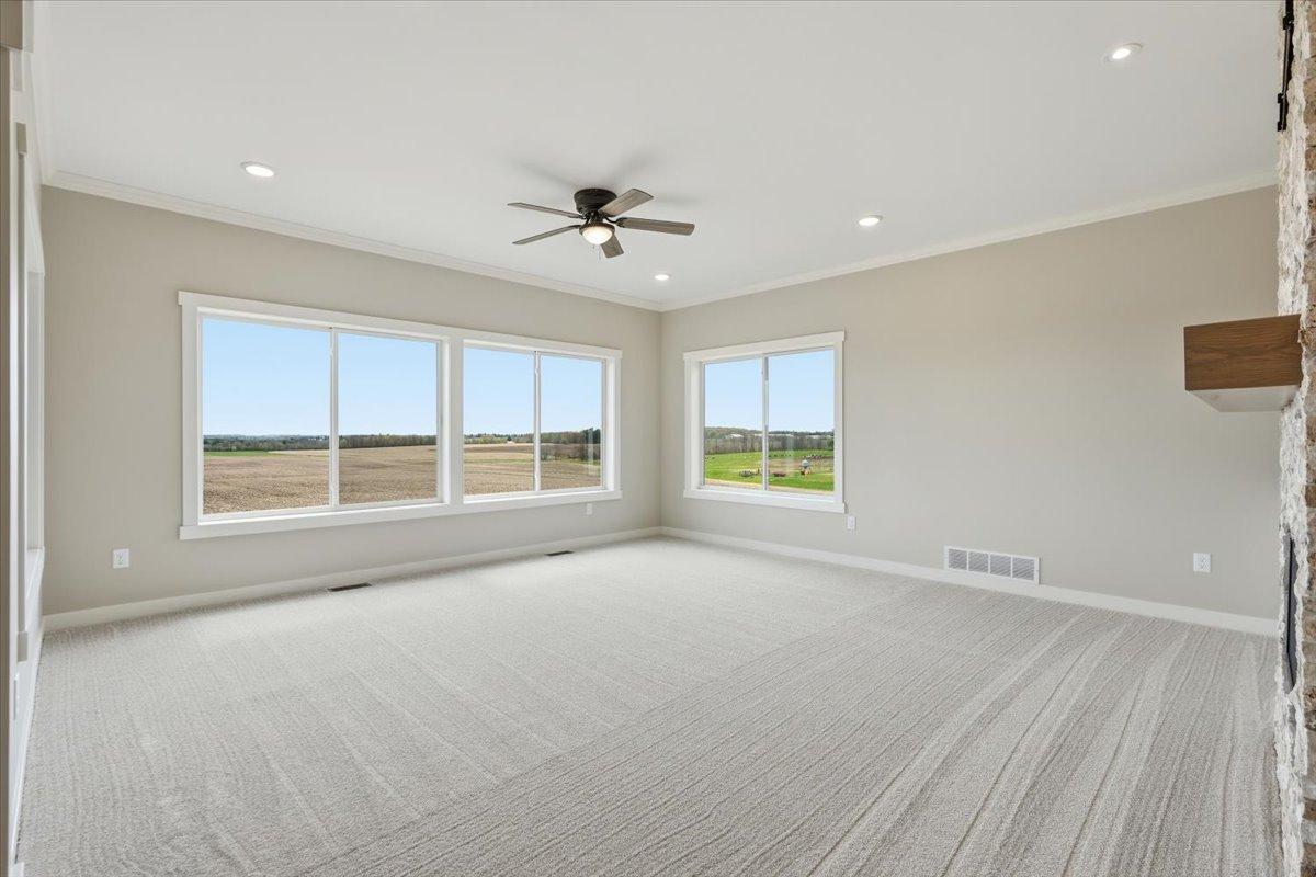 Living Room.jpg