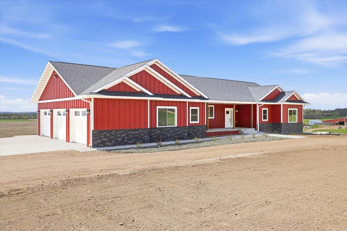 Front of Home 2.jpg