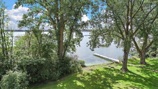 700 W Pleasure Drive, Litchfield, MN 55355