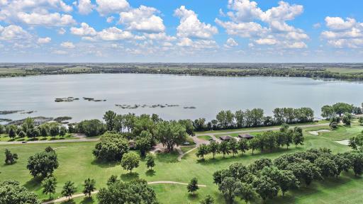 700 W Pleasure Drive, Litchfield, MN 55355