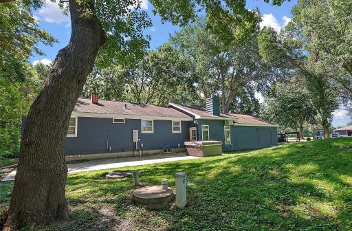 700 W Pleasure Drive, Litchfield, MN 55355