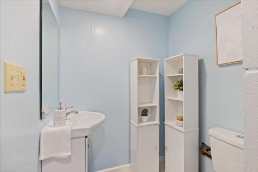 514 1st Avenue NW, Chisholm, MN 55719