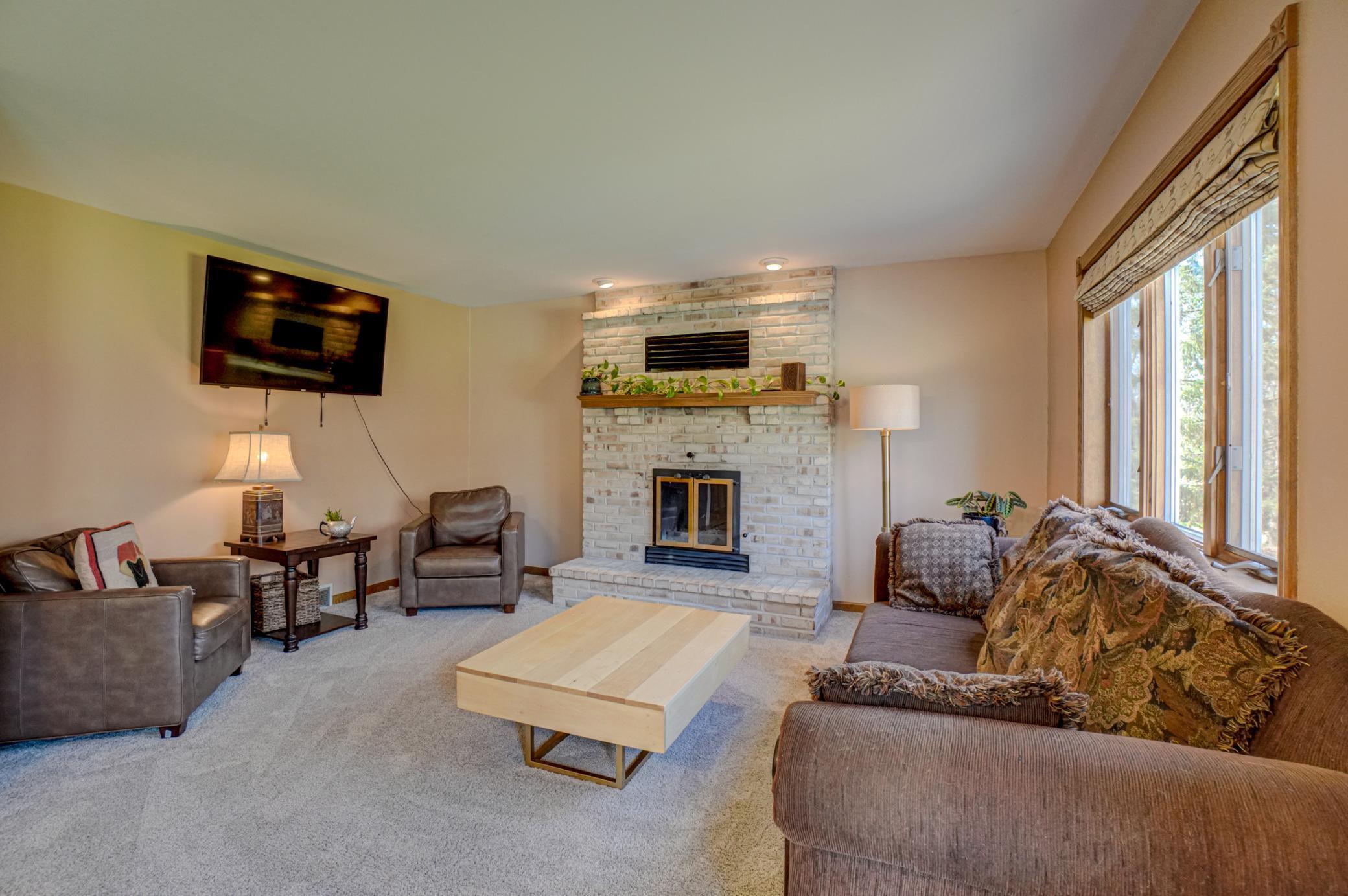 922 Ridge Pass-28.jpg