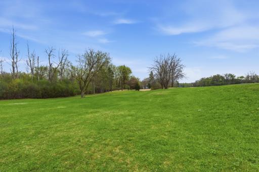 9975 194th Street W, Lakeville, MN 55044