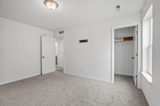 11791 Upper 31st Street N, Lake Elmo, MN 55042