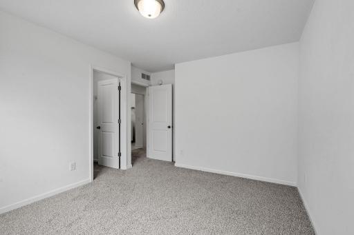 11791 Upper 31st Street N, Lake Elmo, MN 55042