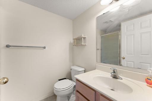 225 Heritage Lane, Circle Pines, MN 55014