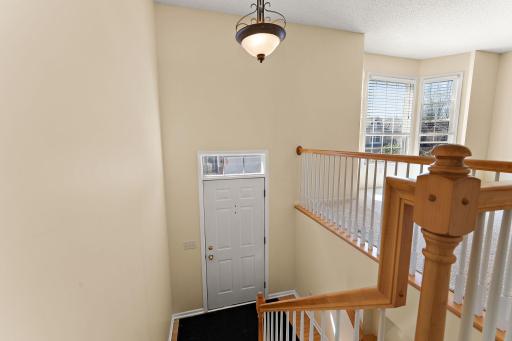 225 Heritage Lane, Circle Pines, MN 55014