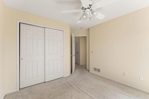 225 Heritage Lane, Circle Pines, MN 55014