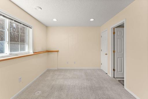 225 Heritage Lane, Circle Pines, MN 55014