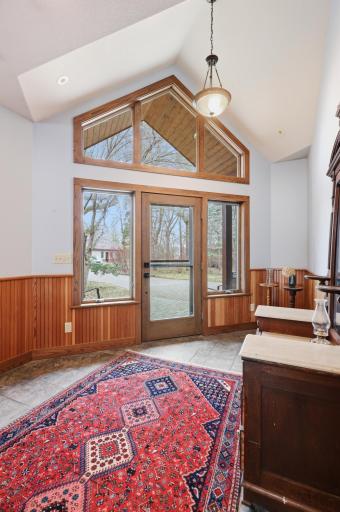 633 N Shore Drive, Detroit Lakes, MN 56501
