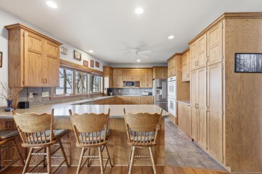 633 N Shore Drive, Detroit Lakes, MN 56501