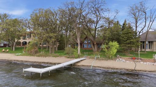 633 N Shore Drive, Detroit Lakes, MN 56501