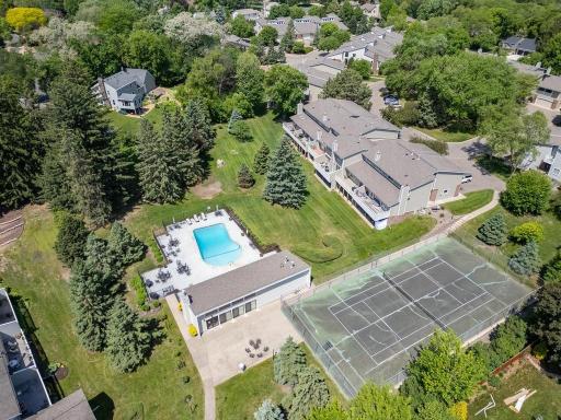 6777 W 82nd Street, Minneapolis, MN 55438