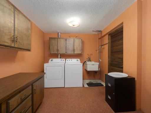 6777 W 82nd Street, Minneapolis, MN 55438