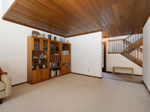 6777 W 82nd Street, Minneapolis, MN 55438