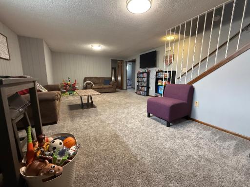 404 4th Avenue W, Ada, MN 56510