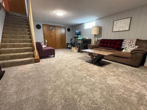 404 4th Avenue W, Ada, MN 56510