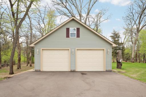 3082 208th Avenue NW, Oak Grove, MN 55011