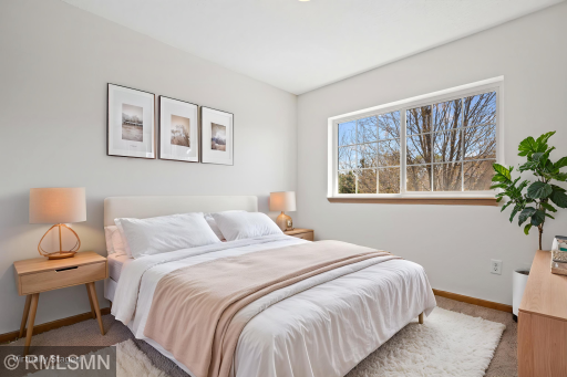 162-Bridgewater-Trail-14 - Bedroom - Standard - 2.jpg