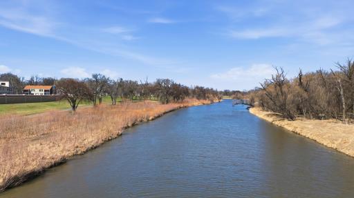 327 10th Avenue S, 3, Fargo, ND 58103