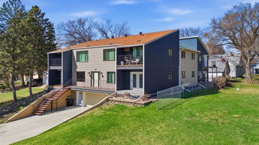 327 10th Avenue S, 3, Fargo, ND 58103