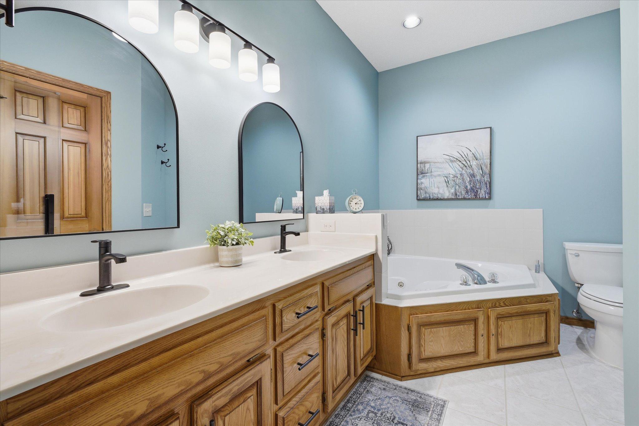 28-2709 Pine Ridge Dr [2994934]- 028.jpg