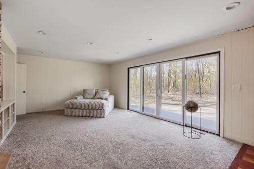 23 Evergreen Rd - Web Quality - 008 - 08 Living Room.jpg