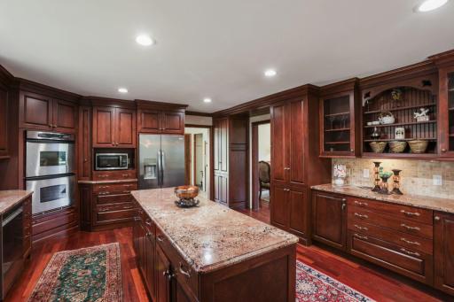 23 Evergreen Rd - Web Quality - 013 - 13 Kitchen.jpg