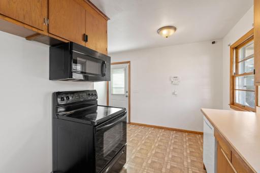 3701 Violet Avenue N, Brooklyn Center, MN 55429