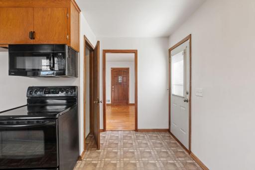 3701 Violet Avenue N, Brooklyn Center, MN 55429