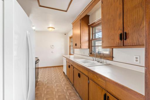 3701 Violet Avenue N, Brooklyn Center, MN 55429