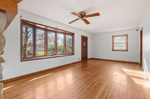 3701 Violet Avenue N, Brooklyn Center, MN 55429